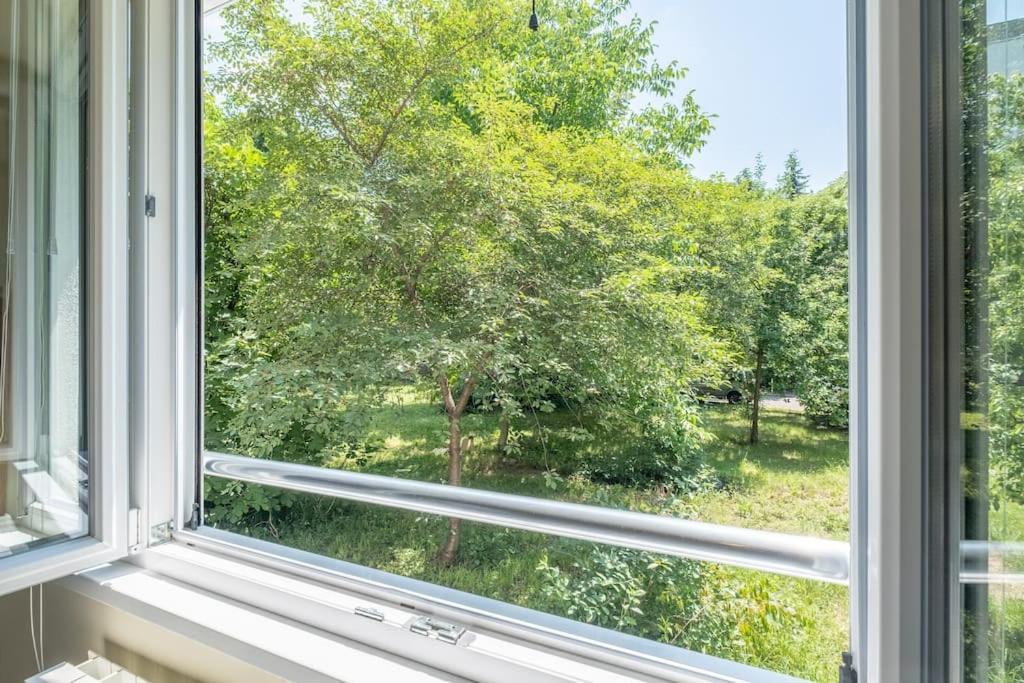 Top Location, Brand New 3 Bdrm Apt & Free Parking Sofia Exterior photo